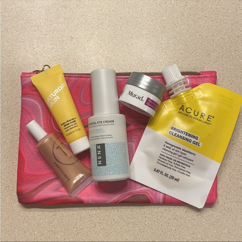 Self care/skin care kit with make up bag 5 items brand new